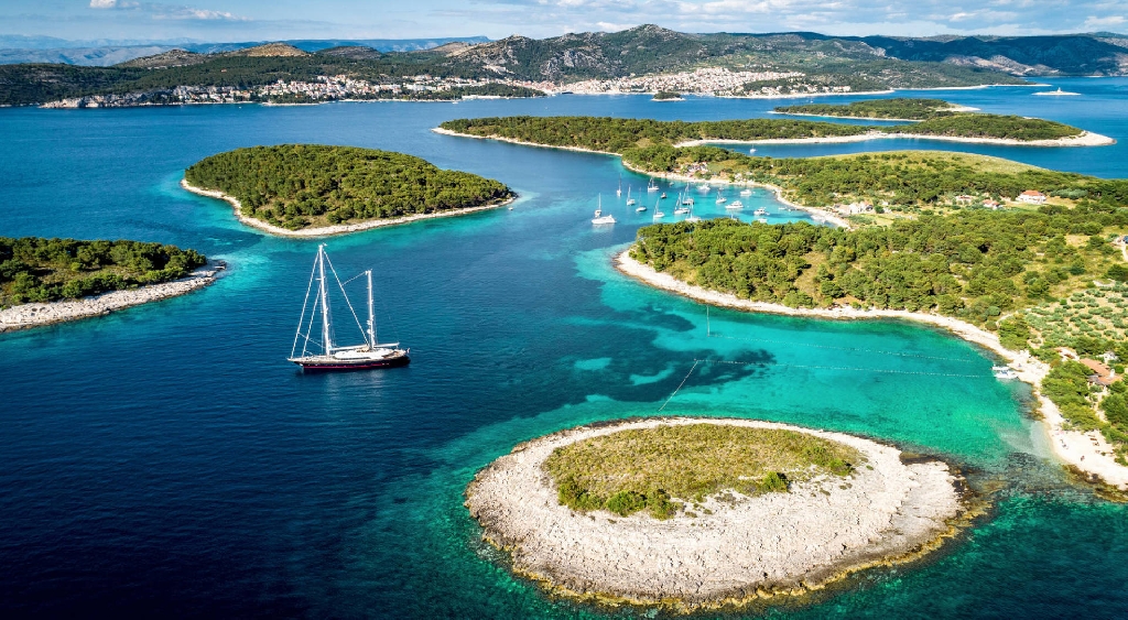charter catamarano Croazia